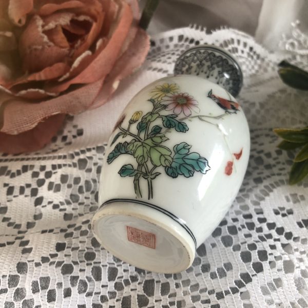 Petit vase en porcelaine chinoise – Image 4