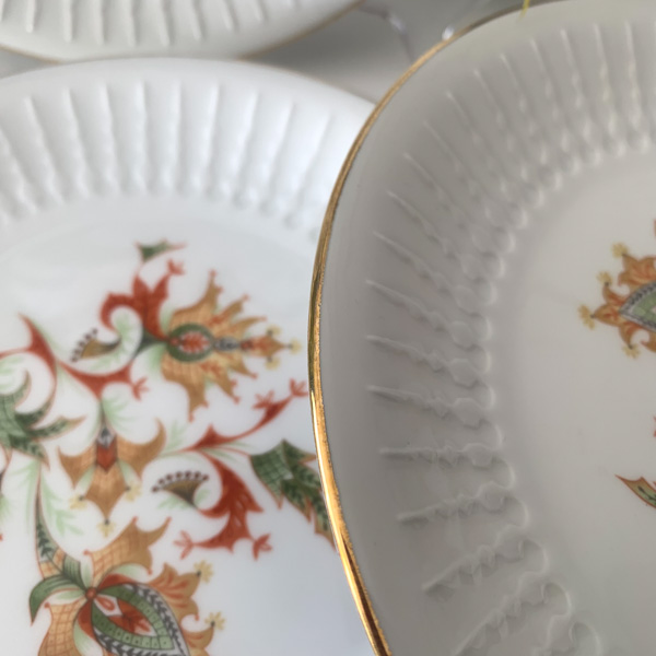 Assiettes à dessert porcvelaine de Chauvigny